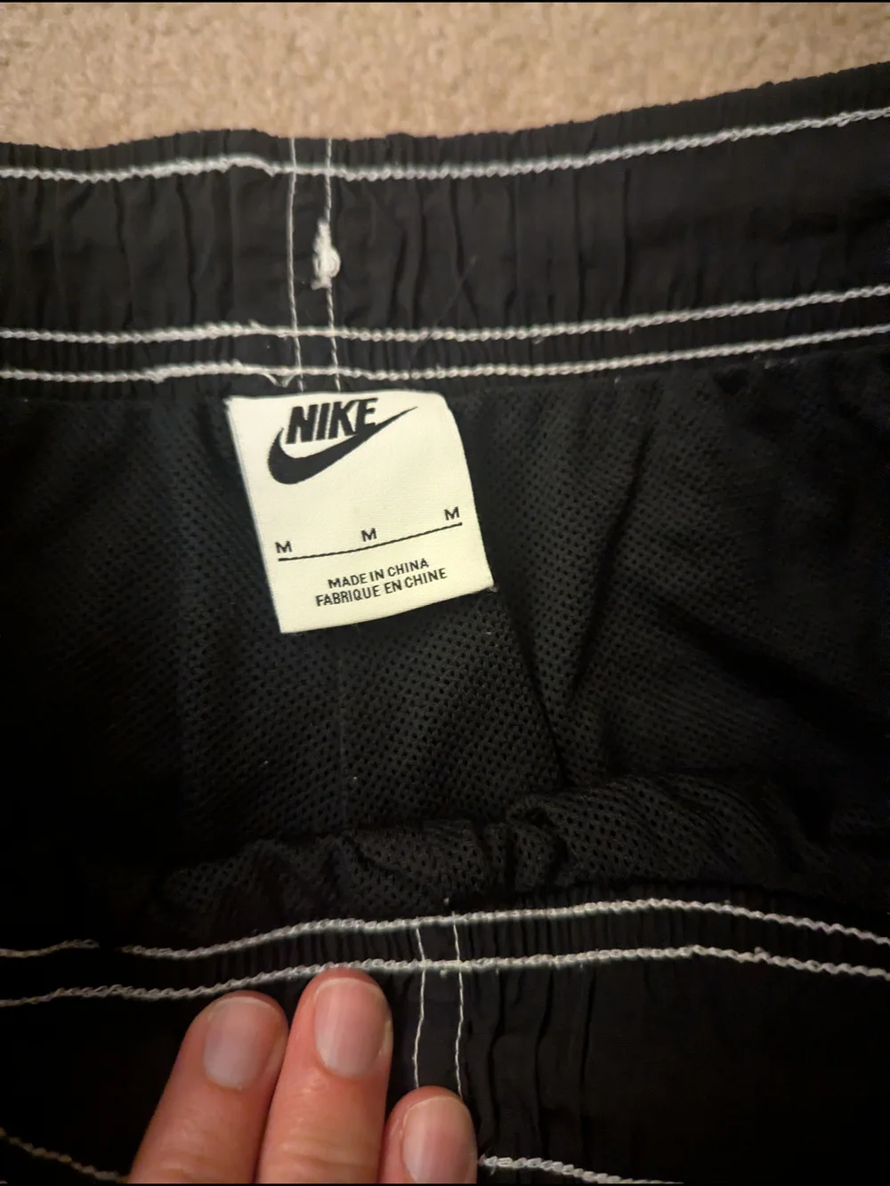Nike women black